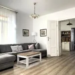 Fallersleben Apartman *