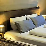 Fallersleben Apartman *