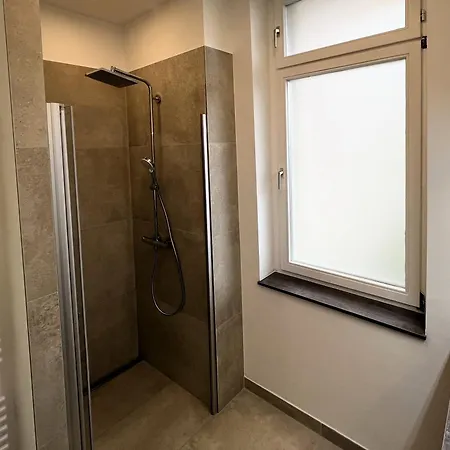 Fallersleben * Weimar (Thuringia)